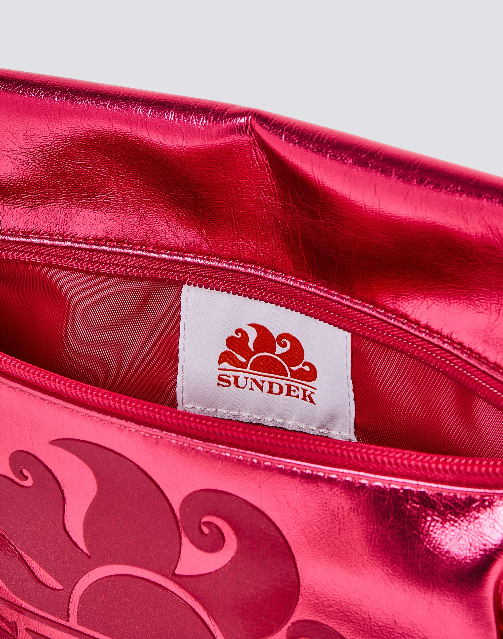 LAMINATED CLUTCH BAG WITH LOGO - Image 3
