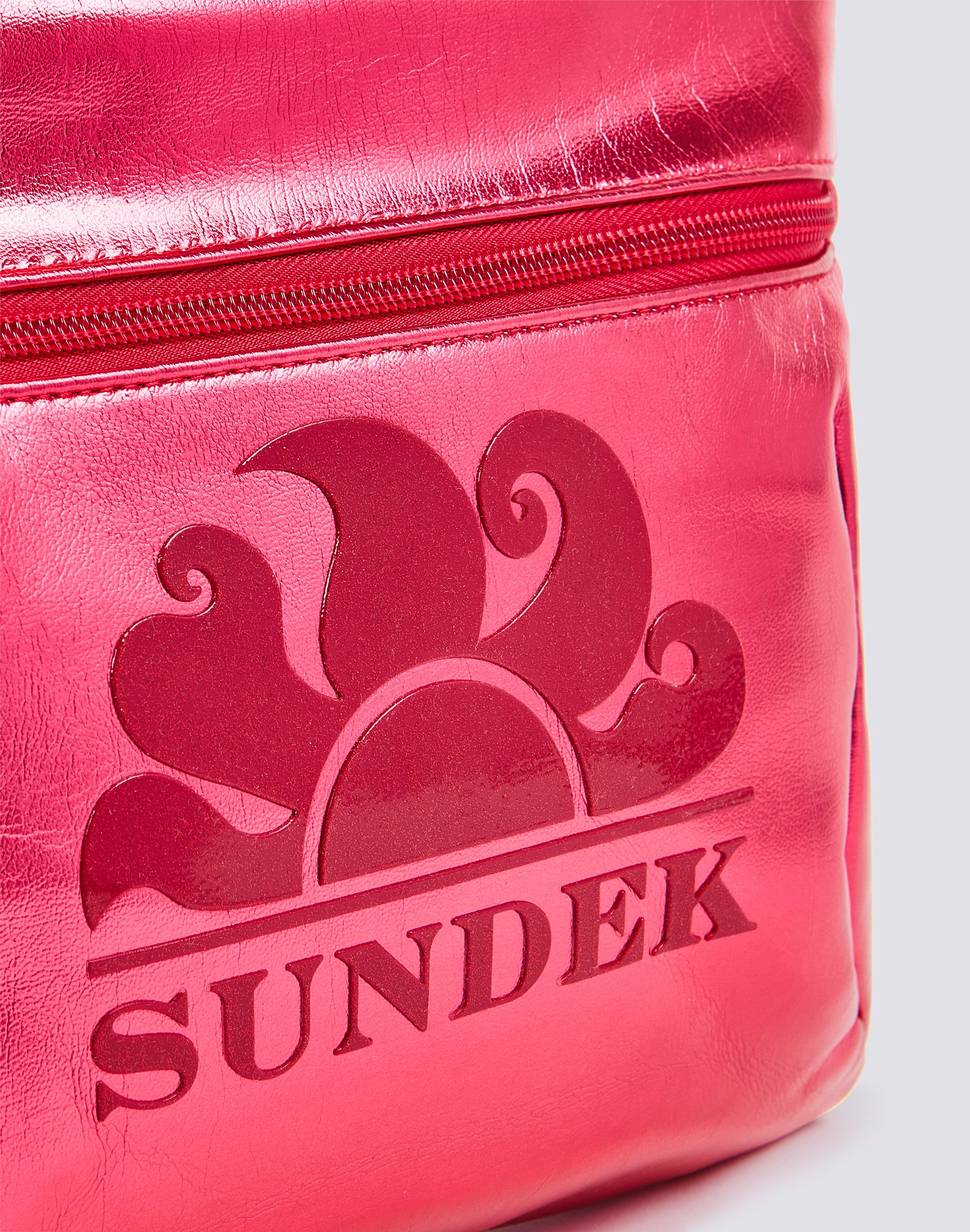 LAMINATED CLUTCH BAG WITH LOGO - Image 4
