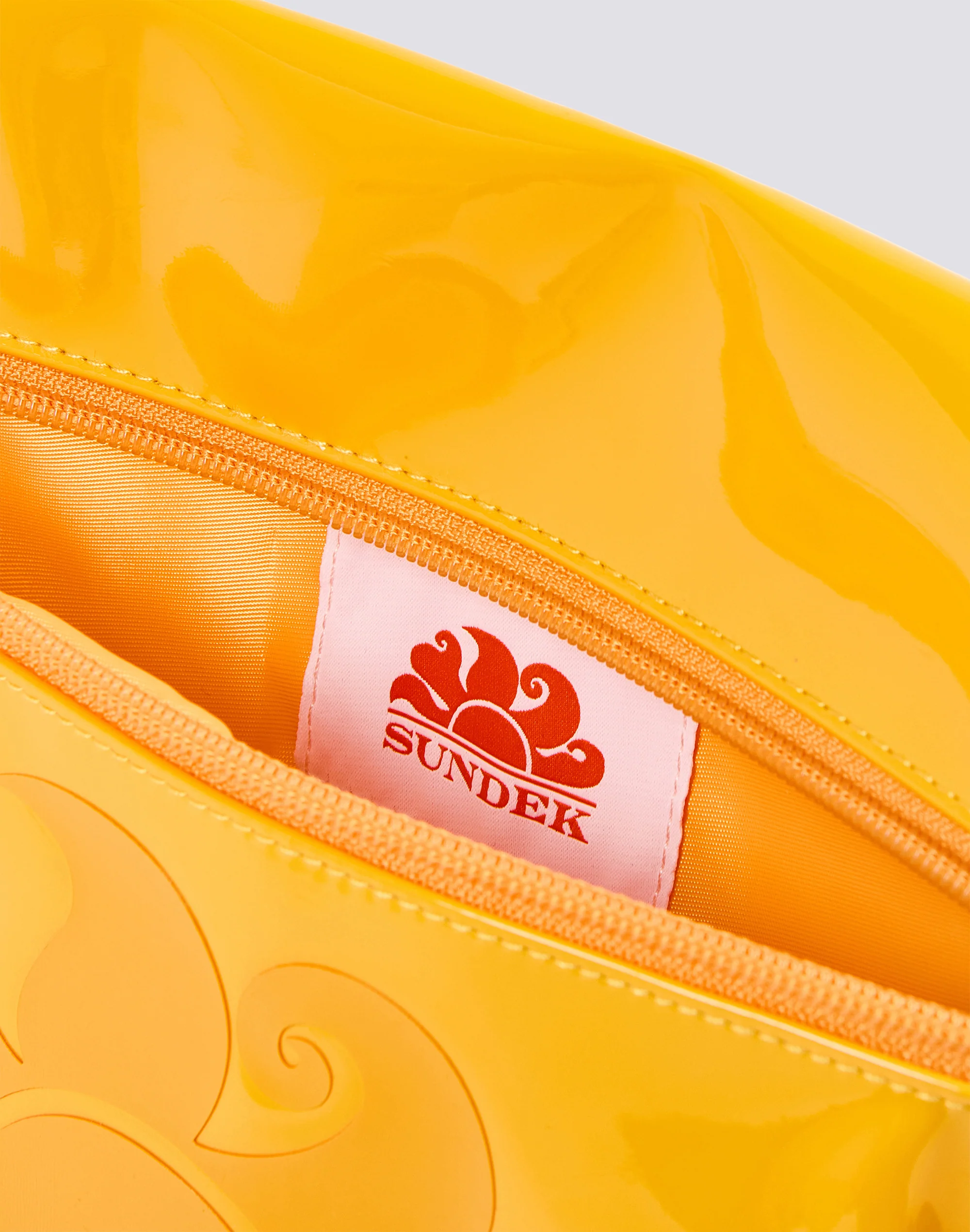 CLUTCH BAG WITH SNAP HOOK - Image 4