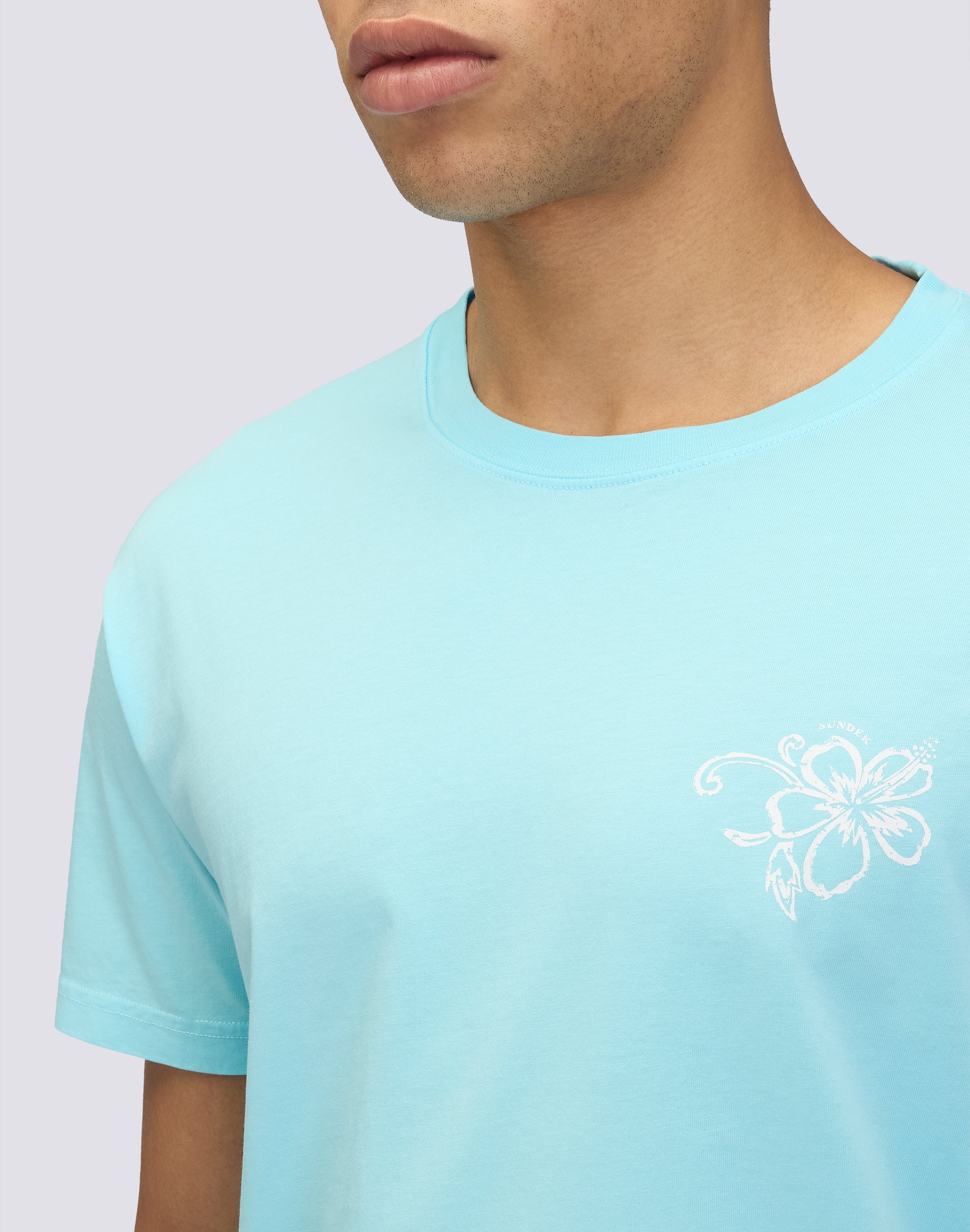 MEN'S CREW NECK T-SHIRT WITH ARCHIVED HIBISCUS PRINT - Image 4
