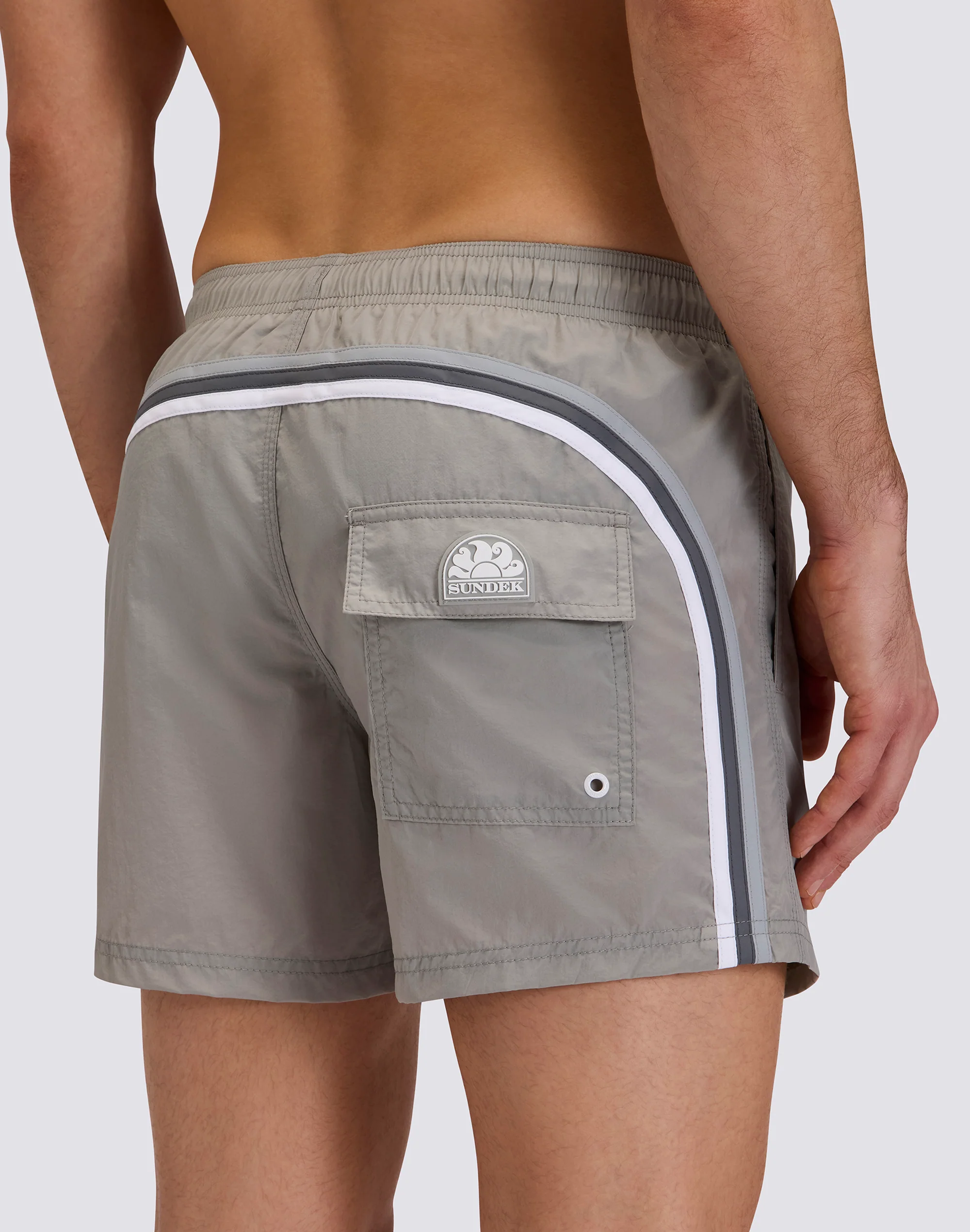 SHORT SWIMSHORTS WITH ELASTICATED WAIST AND CRINKLED - Image 3