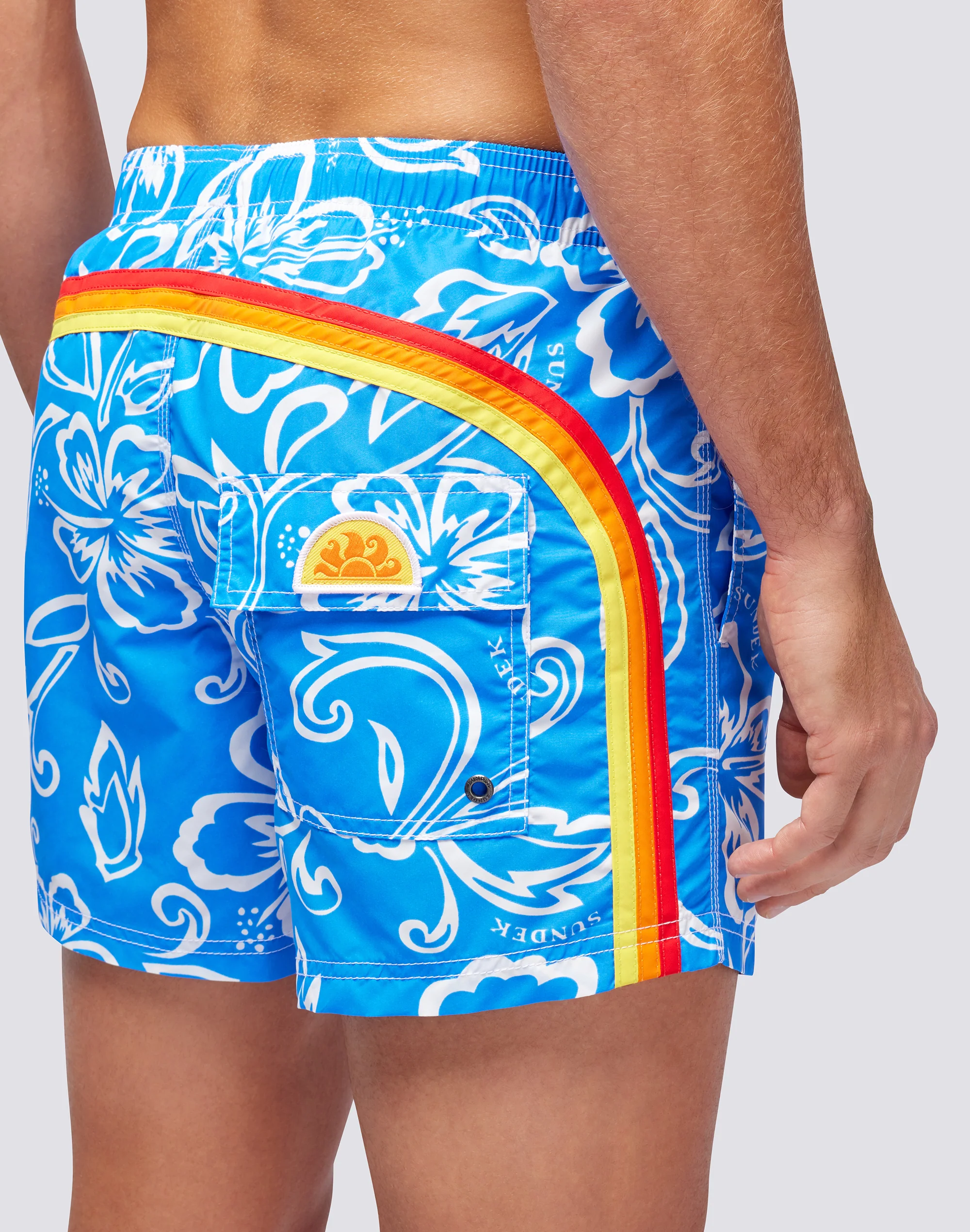 ARCHIVE HIBISCUS PRINT SHORT SWIMSHORTS WITH ELASTIC WAIST - Image 3