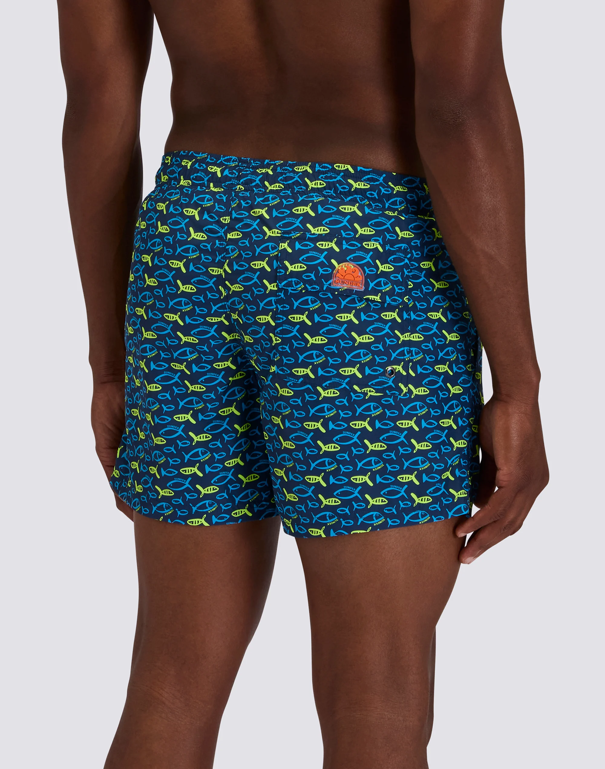 MEN'S SHORT SWIMSUIT WITH ELASTIC WAIST AND FISHAZ PRINT IN RECYCLED POLY - Image 2