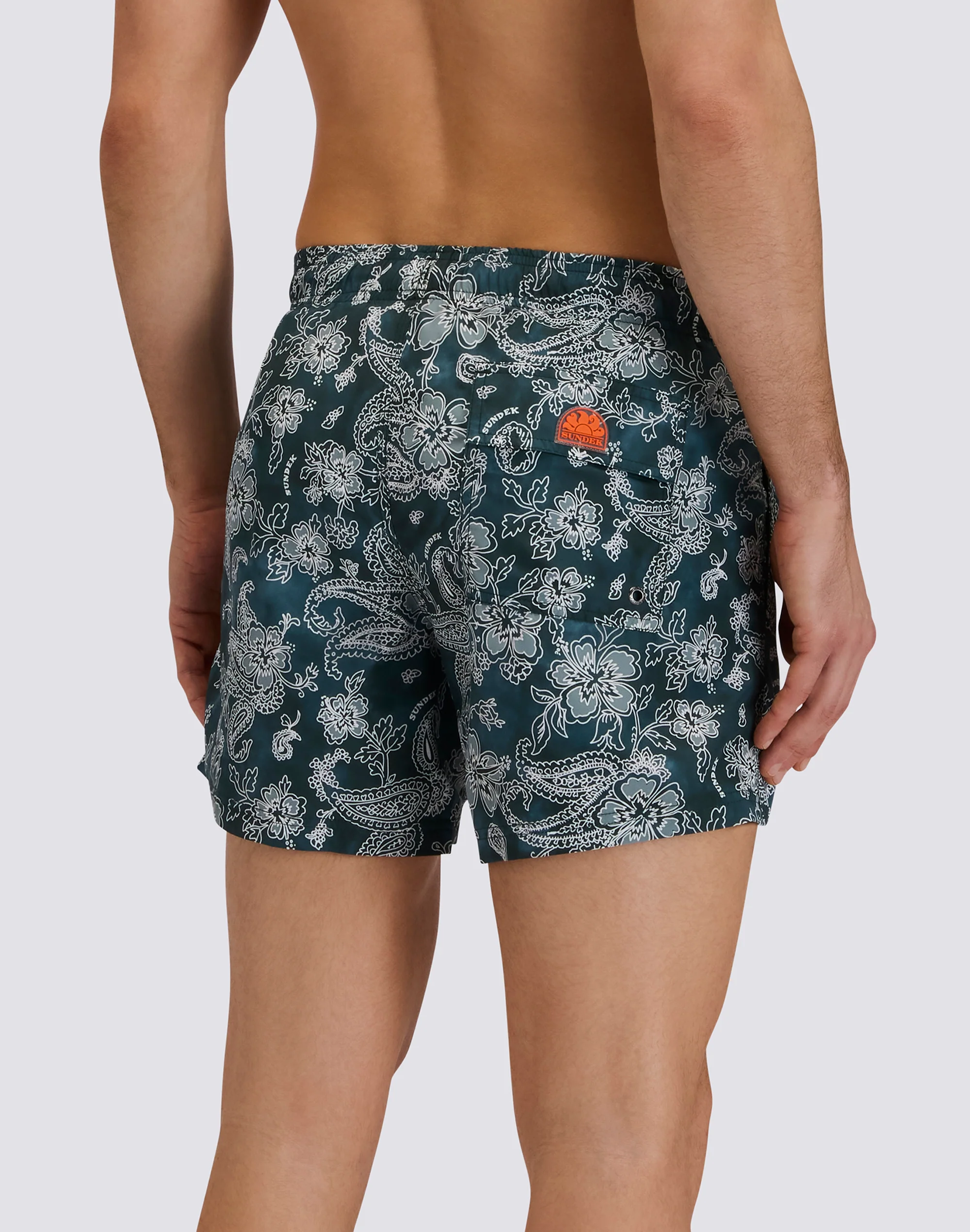 MEN'S SHORT SWIMSUIT WITH ELASTIC WAIST AND HIBI PAISLEY PRINT IN RECYCLED POLY - Image 2