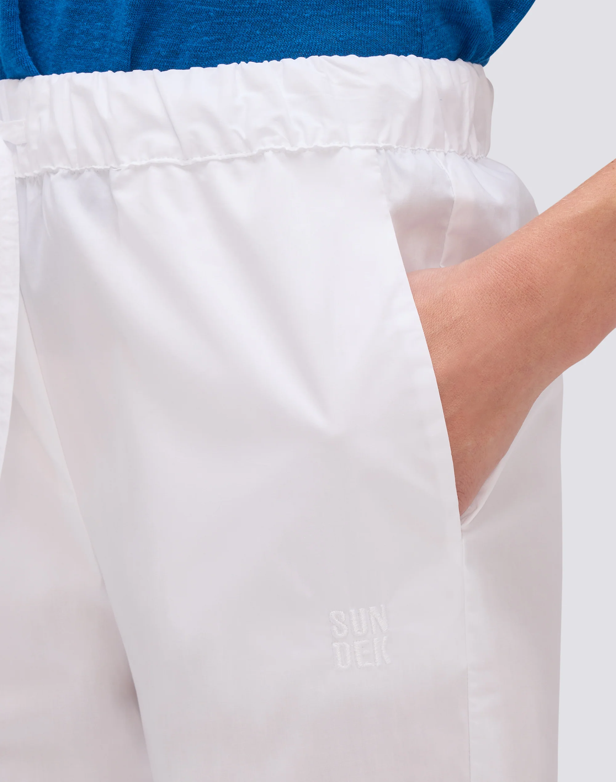 WOMEN'S LONG CIGARETTE TROUSERS IN POPLIN COTTON - Image 3
